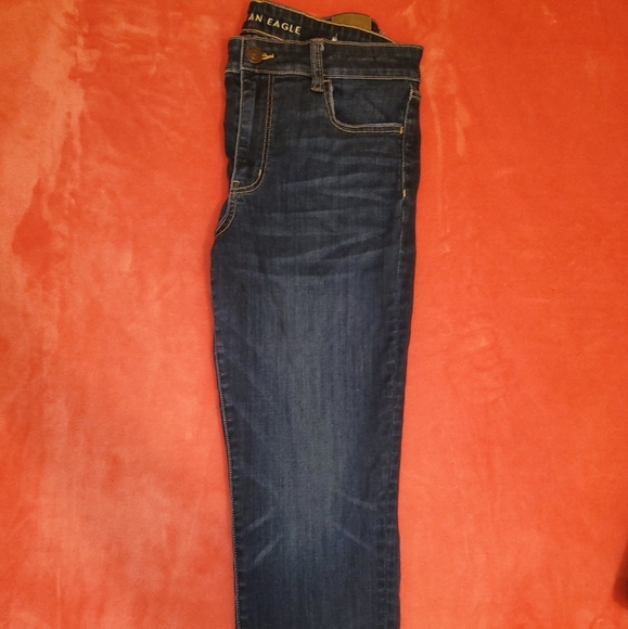 American Eagle Skinny Jean - Picture 3 of 6